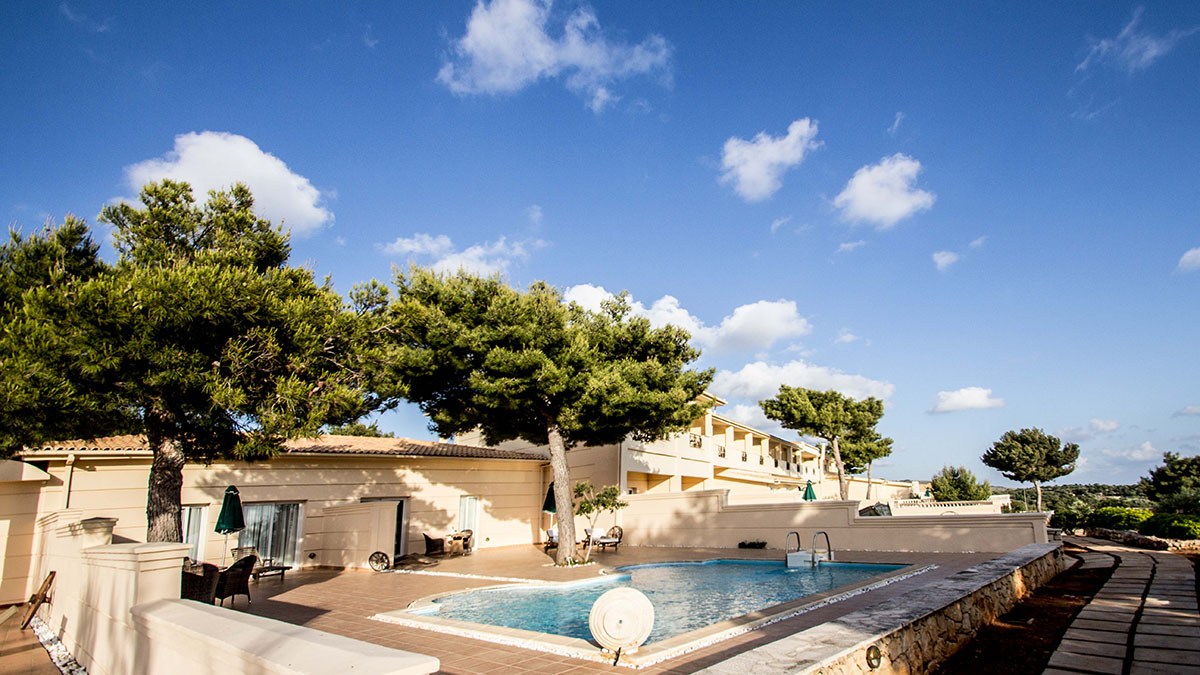 Premium Room Sea View Sharing Pool